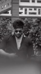 Paras Chhabra Instagram - जी हाँ ।
मैं हूँ खलनायक । 😈

🎥 @i.parasbains 
#paraschhabra #parasarmy #villain #reels #reelsinstagram