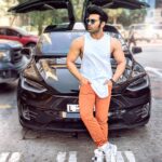 Paras Chhabra Instagram - सपने हमेशा बड़े देखो , सोच तो लोगों की छोटी है ही 😎😏 #teslaclub #teslaenergy #teslaboy #topcar #supercars #teslax #teslamodel3 #teslalife #cool #teslacar #teslamodelx #teslamotors #teslainvader3 #tesla #teslamoment #supercar #teslamodels #teslasupercharger #teslacars #teslaroadster #teslamotorsclub #teslagigafactory #speed #tesla3 #teslashow #teslamod #mycar #teslatour #prilaga #paraschhabra