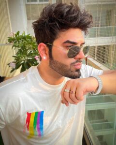 Paras Chhabra Instagram - Radhe Radhe 🪷

#paraschhabra #parasarmy #sunset #balconyview #positivevibes #positivity #radheradhe