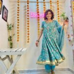Parull Chaudhry Instagram - You know what always makes my day, a good outfit. What about you? Cant wait to read your comments Outfit @thakurbaiofficial 💗 Styling & PR @rimadidthat 💗 #parullchaudhry #actor #influencer #contentcreator #parullians #explore #bhagyalakshmi #jofithaiwohhithai #traveller #vlogger #chaudhryonthego #fashion #fitness #beauty #lifestyle #fashionblogger #beautyblogger #yogini #fitnessmotivation #travel #saasbahuaurbetiyaan #parullkipaltan #ootd Mumbai - मुंबई