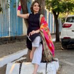 Parull Chaudhry Instagram - Can you spot something in these pictures? Best comment gets pinned Dupatta @dupattabazaar Juttis @purely.lush Hair & makeup @sanjayshinde365 #parullchaudhry #actor #influencer #contentcreator #parullians #explore #bhagyalakshmi #jofithaiwohhithai #traveller #vlogger #chaudhryonthego #fashion #fitness #beauty #lifestyle #fashionblogger #beautyblogger #yogini #fitnessmotivation #travel #saasbahuaurbetiyaan #parullkipaltan Mumbai - मुंबई