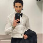 Priyank Sharma Instagram - I can't wait till I get you on the floor, good looking ! Make up : @brushtler_makeup Styled by : @__snehasharma___
