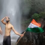Raghav Juyal Instagram - स्वतंत्र दिवस का जोश Zindagi zindabaad #zindagizindabaad #trekkersofmaharashtra #trekkingindia #maharashtra_click #maharashtratravel #maharashtra_treasures #lonavaladiaries #trekkersofindia #thingstodoinmumbai #thingstodoinpune #mumbairains #mumbaimonsoon #devkund #hariharfort #harishchandragad
