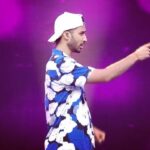 Raghav Juyal Instagram - पहाड़ी राग में , २ पहाड़ प्रेमी @mohanshakti @starplus @disneyplushotstar गाना :फूलों के रंग से, दिल की कलम से चित्रपट / Film: Prem Pujari संगीतकार / Music Director: सचिन देव बर्मन-(S D Burman) गीतकार / Lyricist: नीरज (गोपालदास सक्सेना)-(Neeraj (Gopaldas Saxena)) गायक / Singer(s): किशोर कुमार-(Kishore Kumar) राग / Raag: Pahadi #danceplus6 #raghavjuyal #shaktimohan #salmanyusuffkhan #punitjpathak #remodsouza