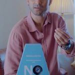 Raghav Juyal Instagram - #ad A No Shake Cam? Isse kehte hain awesome! Thank you @SamsungIndia for sending across the #GalaxyA53 5G, dil khush ho gaya. Doston, I’m all set to try and test the #NoShakeCam and #AmpMyAwesome. Woh kaise? Uske liye, stay tuned. #Samsung #ad