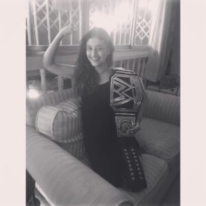 Ragini Khanna Instagram - Honoured ❤️ #championstrophy #championsleague2017  #gratitude #blessedme #happygirl #happygirlsaretheprettiest 💪🏼😍😊🤩🤡🧚🏻‍♀️