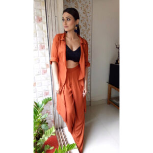 Ragini Khanna Instagram - #ootd #aboutyesterday for #gurgaonthefilm propmotions in a @summation.womenswear earrings by @shubhashini.ornamentals styled by my lovely @eshaoberoi assisted by @mitanshii ☄️