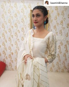 Ragini Khanna Instagram - For the occasion of ‘World Environment Day , our honourable Information & Broadcasting Minister Shri Prakash Javadekar came to Mumbai ( he is our country’s environment minister as well ) some trees were planted followed by interaction over high tea ☕️ 🌳 🍀 💚 #ecofriendly #planttrees #savetheenvironment #greenhouseeffect #globalwarming 💚