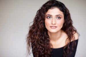 Ragini Khanna Instagram - When you miss your mane 🤷🏻‍♀️ lesson to self.. never cut your hair 💇🏻‍♀️