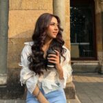Reem Shaikh Instagram - Today's good mood is sponsored by coffee Fort, Bombay