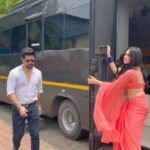 Reem Shaikh Instagram - What happens in vanity stays in the vanity and then comes our paparazzi friends “out of NOWHERE”..OMG Kaun batata hai aapko…🙄😂🫶🫶😅🦾🤍 On/off camera feud with @reem_sameer8 #part2 #paparazzi #papculture #series #zainimam #reem #reelsinstagram #fun #nopunintended #comedyvines #comedyreels #viral #videos