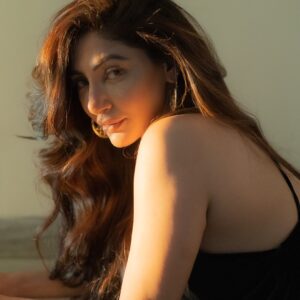 Reyhna Malhotra Instagram - Magic💫💫💫💫💫🌈
Cover me in sunshine ☀️