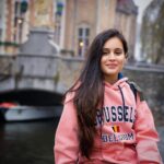 Rhea Sharma Instagram – The medieval beauty I would love to visit again 🏘️🇧🇪

#vacation #travelphotography #picoftheday Bruges, Belgium
