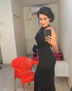 Rhea Sharma Instagram - My love for black never dies.. #blackdress #evening #style 
Makeup by @arbaz.shaikh.5141