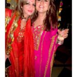 Riddhi Dogra Instagram - Lights. Love. Laughter. Dressing up. Sweets. Cards. Fooooood. What’s not to love about our culture and it’s festivals. First Diwali after shaadi for @karishmaktanna @varun_bangera and every bit of it was all things love. Thank you for having me girl ♥️✨🪔🧿🥰