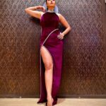 Ridheema Tiwari Instagram - On Cloud Wine 🍷 Outfit @vioriccaofficial Jewellery @itahdnura Styling @instylewithaditi #winegown #glamglam #casinostyle #partystyling #phuket #phuketthailand #thailand #ridhiematiwari #sexylegshot JW Marriott Khao Lak Resort & Spa
