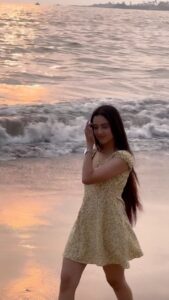 Riya Sharma Instagram - Water baby 🤍

Credits:- @elite_communications_ 

#reelsinstagram #reelitfeelit #kabhisuntozara #beach #trendingreels