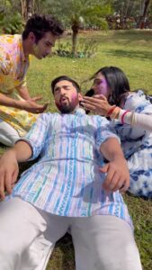 Rohit Suchanti Instagram - Bhalaii Ka Zamaana hi nhi hai 🤣🤣

#reels #funnyreels