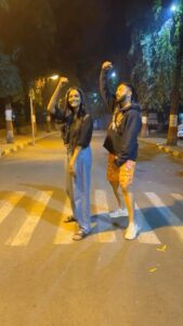 Rohit Suchanti Instagram - Jhume Jo Pathan With A Twist 🤪🤣😝

#reels #jhumejopathaan