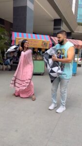 Rohit Suchanti Instagram - Pillow fight anyone ??? 🤣🤣🤣🤣
We’re back 🤣🤣

#bhagyalakshmi #reels #funnyreels