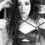 Roopal Tyagi Instagram - Strangely, Black and white adds more dimension than colour in pictures 🤷🏻‍♀️ 🖤 🤍 #blackandwhitephotography #fauxleather Mumbai, Maharashtra