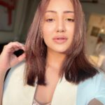 Roshmi Banik Instagram - Who? Me? 🤨👄