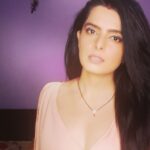 Ruhi Chaturvedi Instagram - 🍑 . . . . #rckistories #photohinahihai #lovelovelove