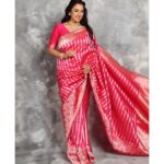 Rupali Ganguly Instagram - ꜱɪx ʏᴀʀᴅꜱ ᴏꜰ ᴘᴜʀᴇ ɢʀᴀᴄᴇ . . . . . . . . . . . . . Look Director : @rajitkumra Stylist : @nehaadhvikmahajan Saree By : @neerusindia Jewellery By : @tikamdasmotiramjewellers Make Up : @jayprakashpal20 #lokmatdigitalcreatorawards #anupamaa #rupaliganguly #jaimatadi #jaimahakal Mumbai, Maharashtra