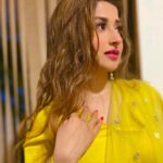 Saba Khan Instagram - Existence wants you to be you ❤️ . . . #sabakhan #love #peace #happiness