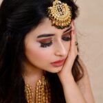 Saba Khan Instagram - Can you feel the love💗 . . #sabakhan #love #feelthelove #blessed
