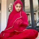 Saba Khan Instagram - First Ramzan & Jumma Mubarak 😇🤲🏻 Oh Allahpak ,on this day, awaken us with the blessings of its early mornings, Illuminate our hearts with the brightness of its rays, let every part of our bodies follow its effects, by Your light, O the illuminator of the hearts of those who know. . May Allah accept all our duas on this blessed Day . Ameen .