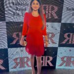 Saba Khan Instagram - ⭐️ . . . #sabakhan #award #awardnight JW Marriott Mumbai Juhu