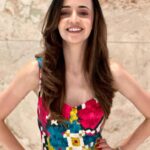 Sanaya Irani Instagram - Clicked by my cutie 🥰 @dhamidrashti Wearing @saakshakinni