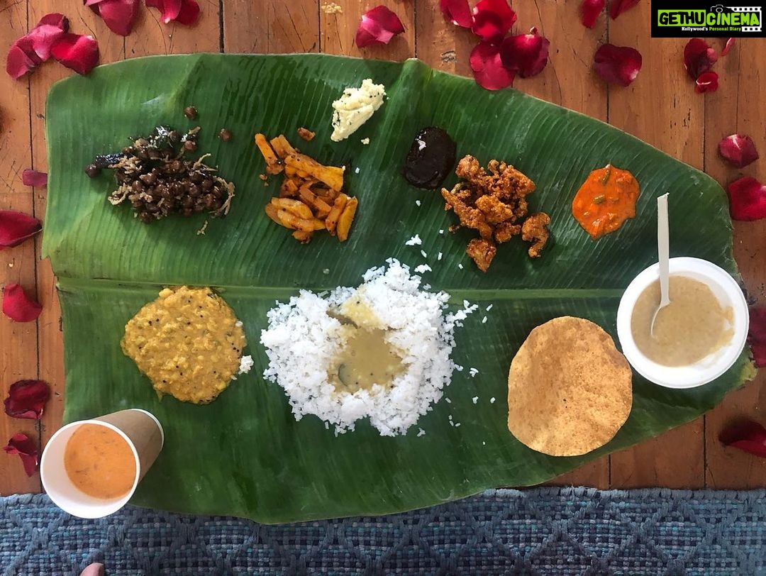 Sanaya Irani Instagram - What lunch looked like 🥰🥰. Thanks @hegdeg for ...