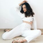 Sanaya Irani Instagram - Clicked by @ayushdas Make up @malcolm_m_fernandes Hair @shab_qureshi786 Styling @nakhrevakhre Asst stylist @fusionandfashion07 Outfit @white_by_dinaaz