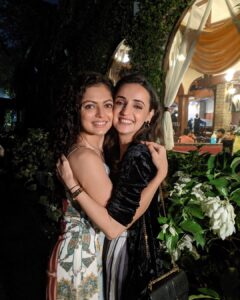 Sanaya Irani Instagram - Happy birthday baby @dhamidrashti my soul sister, I love you more than words can ever express ❤️❤️😘😘.From growing up together to  growing older together lets just always hold each other tight and close🤗🤗. 
Now coming to the ladies man @aabhaasmehta. Happy birthday uncle all I wish for you this year is that you do you booo 🤣🤣.