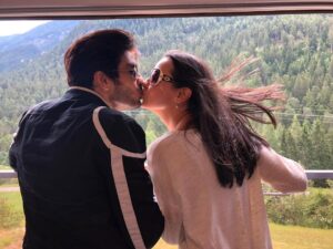 Sanaya Irani Instagram - Happy Birthday my love ❤️❤️. @itsmohitsehgal ❤️❤️