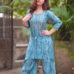 Sanaya Pithawalla Instagram - Not open for rishtas 😛 Wearing @kaftanize_clothing ♥️ Shot by @iam_rajinamdar