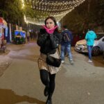 Sanaya Pithawalla Instagram - Yeh dilli hain mere yaar , Bas Ishq , mohobat, pyaar… ❤️ #delhidiaries Delhi, India