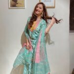 Sanaya Pithawalla Instagram - Thank you @styling.your.soul for styling me last night 🥰