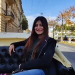 Sandipta Sen Instagram - Salzburg old town + Horse carriage Ride=love❤️ #europetrip2022 #europedestinations #europetravel #europe #salzburg #salzburgaustria #horsecarriage #feelkaroreelkaro #feelitreelit #reelsindia Salzburg, Austria