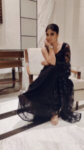 Sandipta Sen Instagram - "Naino pe hum dil haryein hain.."

#feelitreelit #feelkaroreelkaro #instareels #reelsinstagram #reelsindia