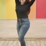 Sandipta Sen Instagram - “Dance for yourself. If someone understands, good. If not, no matter.” 🎥@myself_suvam #feelkaroreelkaro #feelitreelit #dancereels #dance #reelsindia #reelsinstagram #trendingsong #trendingreels