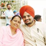 Sapna Choudhary Instagram - लोगों के दिलों में हमेशा रहोगे……legend never dies ………….