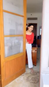Sapna Choudhary Instagram - जिन्दगी झंड वा फिर भी घमण्ड वा ……..🤭

#reels #reels #reelsinstagram #reelitfeelit #reelsvideo #reelkarofeelkaro #positivevibes #positivity #treanding #comedyvideos #comedy #haryana #haryanvi #desi #fanlove #thankgodforeverything