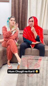 Sapna Choudhary Instagram - Hum kise ki chugli na karte jiji @itssapnachoudhary 🤣 #lalitshokeen #comedy #haryana #wedding #aunties