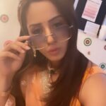 Sargun Kaur Luthra Instagram - You troll it, I’ll own it like the awesome creators from LGBTQIA+ community who are coming LIVE on Roposo. #OWNTHETROLL Partnered by Zoom Catch 4 wonderful creators come LIVE to entertain you with their fashion, music, make up and comedy exclusively on Roposo. Paid Partnership