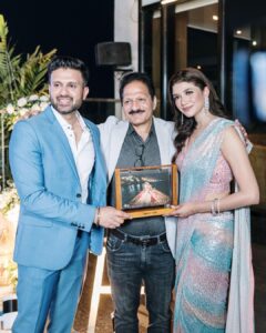 Sauraseni Maitra Instagram - Here’s looking back to an evening filled with fun, laughter, love and fashion! ❤️ 
Thank you @rangoliindia @ranjhindia for making me a part of your extensive journey 🙏🏽

#riwayat #launch #calendarlaunch #calendar2023 #fashioncalendar #eventday #collectionlaunch #bridalcollection #friendsandfamily #rangoliindia #ranjhindia #ethnicwear