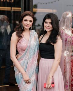 Sauraseni Maitra Instagram - Here’s looking back to an evening filled with fun, laughter, love and fashion! ❤️ 
Thank you @rangoliindia @ranjhindia for making me a part of your extensive journey 🙏🏽

#riwayat #launch #calendarlaunch #calendar2023 #fashioncalendar #eventday #collectionlaunch #bridalcollection #friendsandfamily #rangoliindia #ranjhindia #ethnicwear