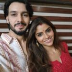 Sayantani Ghosh Instagram - Happy pujo from us 🌹 @anugrah0070 . . #pujo #happypujo #navratri #happy #family #festival #festive #indianfestival #together #mrandmrs #togetherness #instagram #instagood #instadaily #instalike #instalikes #instalove #instalovers #postoftheday #instapost #instaphoto #love #sayantanighosh